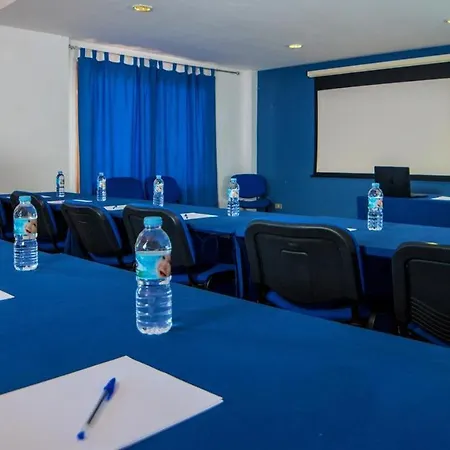 Aeropuerto Sur Ξενοδοχείο 3*