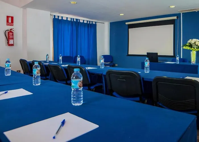 Aeropuerto Sur Отель 3*